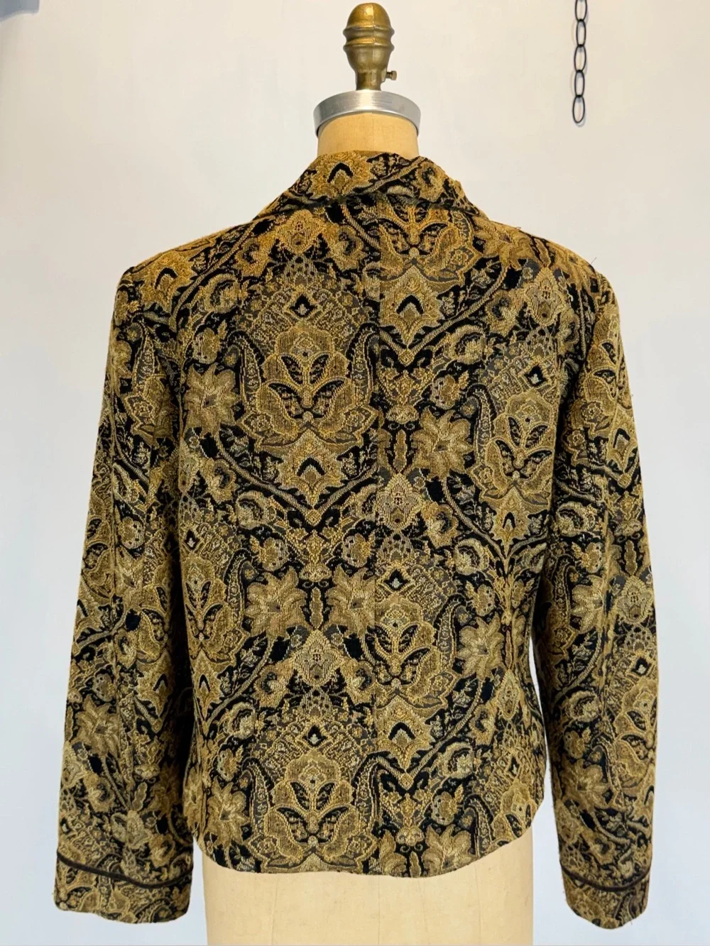 VINTAGE tapestry woven blazer jacket baroque renaissance floral gold black